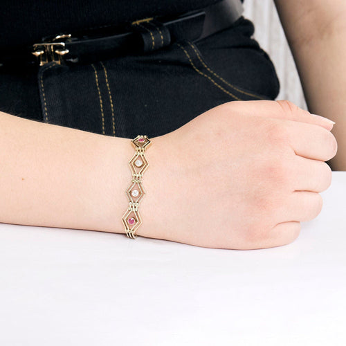 Bracelet Bracelet or jaune, diamants et rubis 58 Facettes SEN2067
