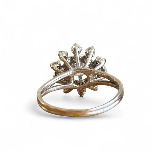 Bague 51 Bague marguerite en or blanc diamant 0.50ct 58 Facettes 372