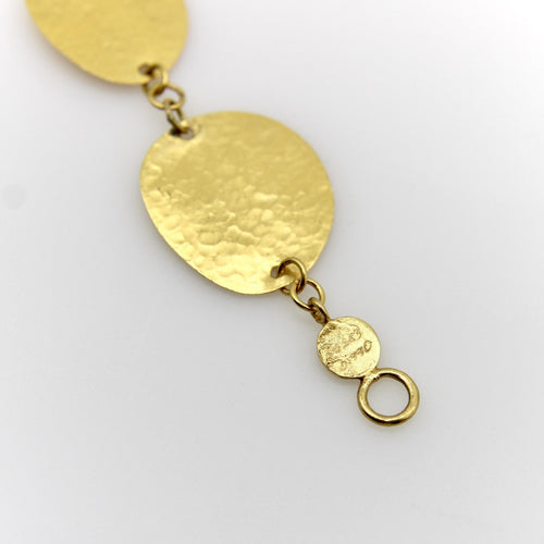 24K Gold Gurhan Lush Collection Hand-Hammered Disc Bracelet 58 Facettes A2006P