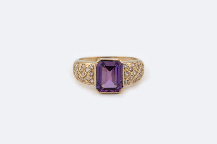 Bague Oro Giallo / 17 Bague en or jaune ornée d'améthystes et de pierres blanches 58 Facettes anl910
