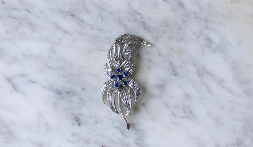 Broche BOUCHERON - Broche Clip Saphirs et diamants 58 Facettes