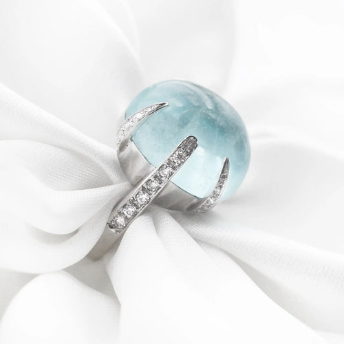 Bague Bague en or avec aigue-marine de 18,5 ct et diamants 58 Facettes