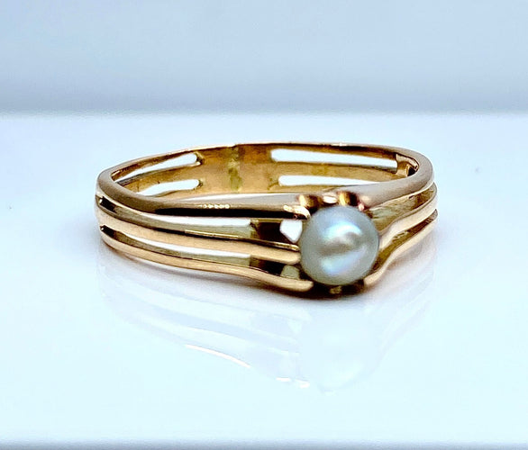 Bague 49 Bague en or rose perle fine vers 1900 58 Facettes AB663