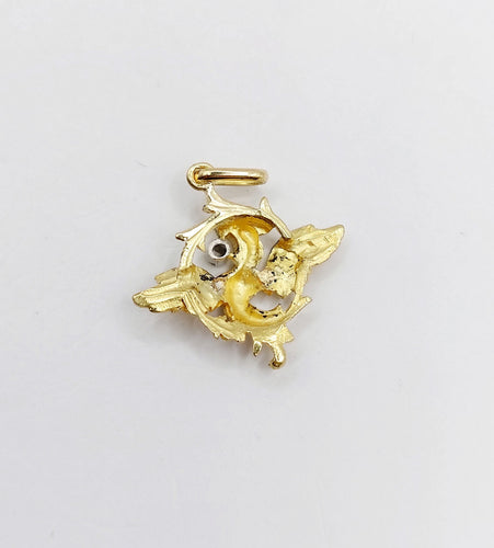 Pendentif Pendentif or jaune chimère ou griffon et diamant taille rose (circa 1900) 58 Facettes A06011