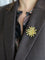 Broche Broche vintage anémone or jaune diamants émeraudes saphirs 58 Facettes 1090.7