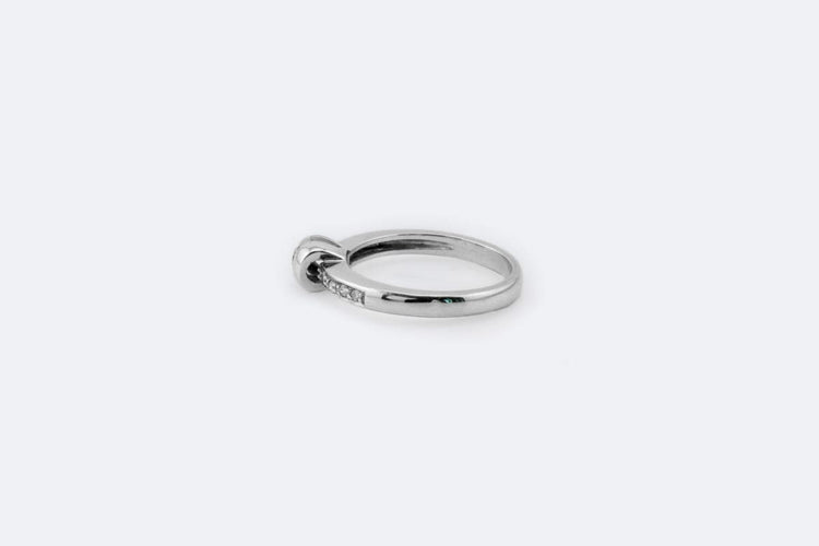 Bague Bague en or blanc avec diamants 58 Facettes ANL287
