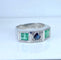 Bague 51 Bague en or blanc 18 carats en saphir et émeraudes, vers 1930 58 Facettes AB505