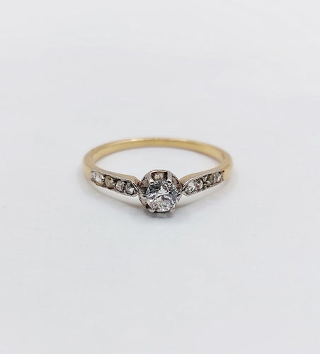 Bague 48 Bague solitaire art déco or jaune et diamants 58 Facettes A05660