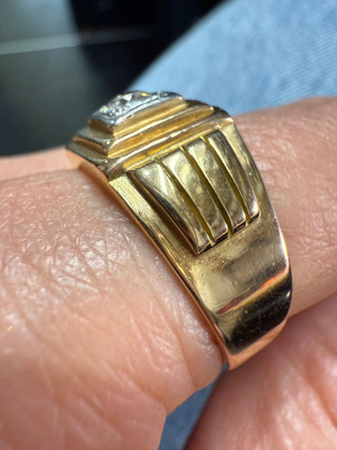 Bague 67 Chevalière or jaune et diamant 58 Facettes 12104/12