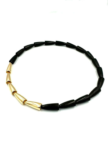 Collier VHERNIER. Collier "Calla" ébène et or jaune 18K 58 Facettes