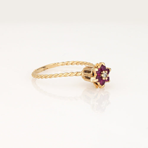 Tulipe vintage en or jaune et diamants rubis