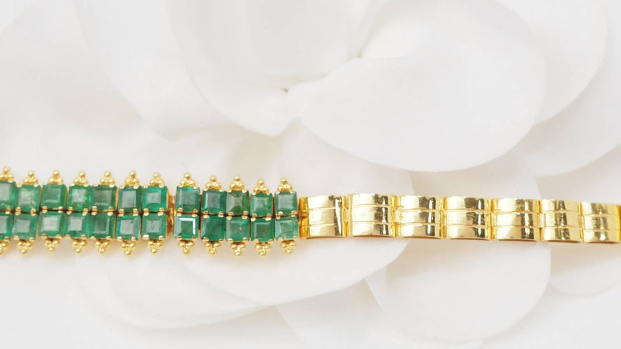 Bracelet Bracelet souple ancien en or jaune et émeraudes 58 Facettes 32752
