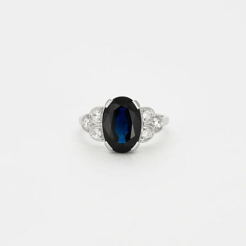 Bague Bague Art Déco Saphir Ovale et Diamants 58 Facettes A11073