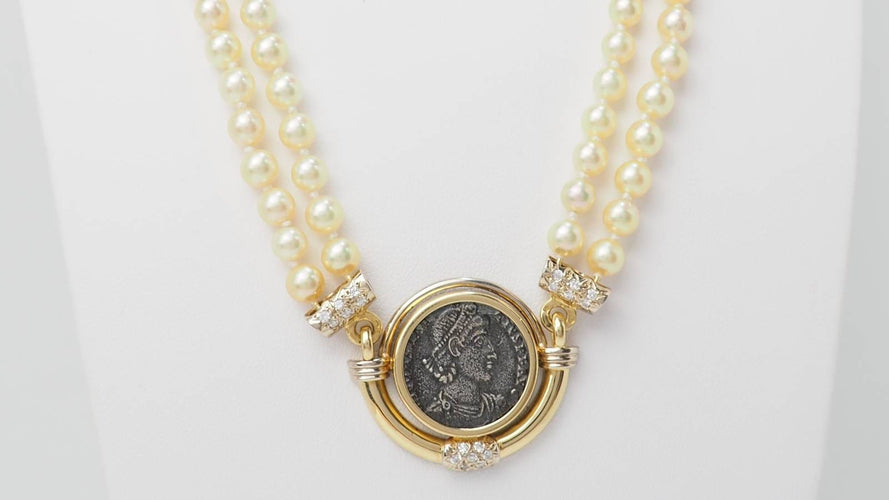 Collier Collier pièce de constance II, perle de culture et diamants en or jaune 58 Facettes 33012