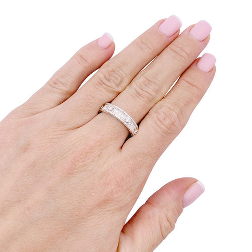 Bague 56 Bague Buccellati "Eternelle Macri Capri" or blanc, diamants. 58 Facettes 33656