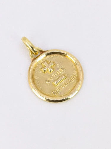 Pendentif Médaille amour Augis ronde Plus qu'hier moins que demain or jaune 58 Facettes J625