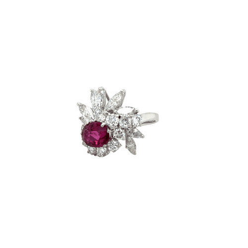 Bague 53 Bague Cocktail années 70 or blanc rubis diamants 58 Facettes 1.0002595/7