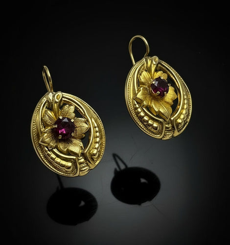 Boucles d'oreilles Boucles d'oreilles austro-hongroises en forme de feuille avec grenats 58 Facettes