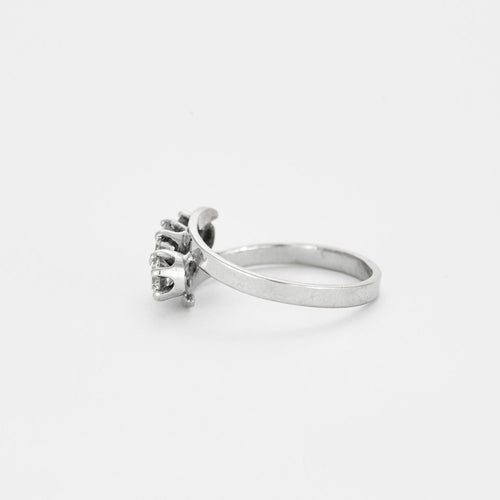 Bague 54 Bague or gris trois diamants 58 Facettes GU19