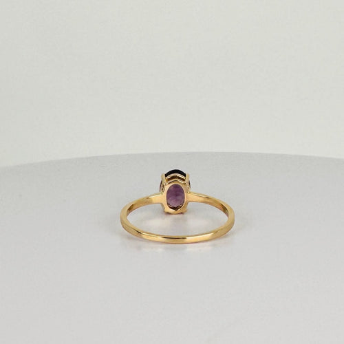Bague Bague en or jaune avec spinelle naturelle ovale violette 58 Facettes 2504088