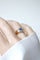 Bague 53 Bague jonc godronnée saphir de Ceylan et diamants en or jaune 18k 58 Facettes