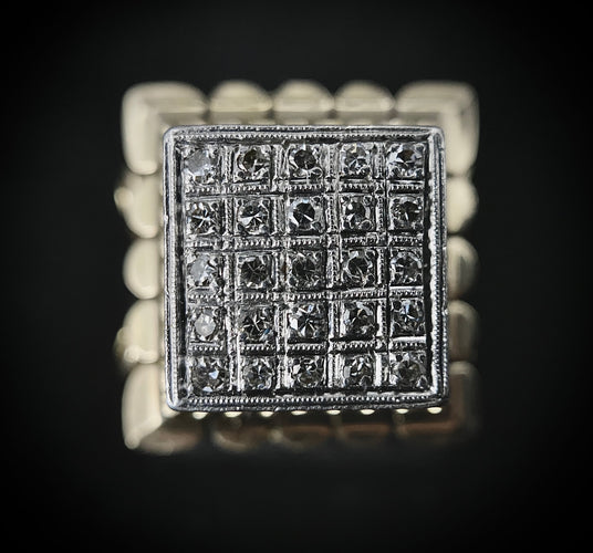 Bague 47 Bague or jaune platine avec pavage de diamants brillants et décor d'arabesques 58 Facettes