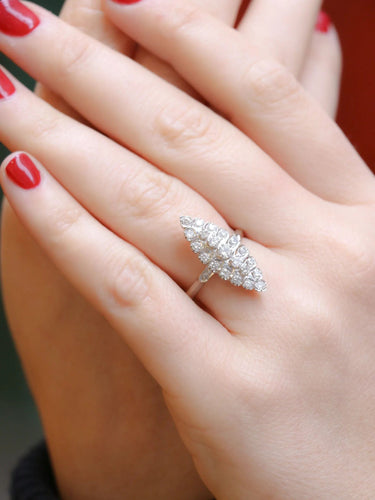 Bague 54 Bague marquise vintage or blanc diamants 58 Facettes J183