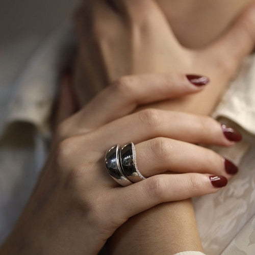 Bague 54 Bague Chaumet Collection Valse en or gris 18k - 1995 - Taille 54 - Papiers d'origine 58 Facettes FB10102