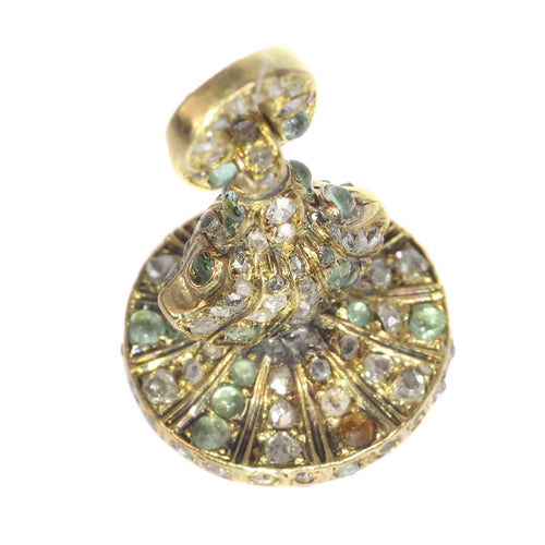 Montre L'âge d'or du romantisme : le sceau victorien en diamants et émeraudes 58 Facettes 20155-0504