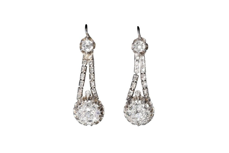 Boucles d'oreilles Boucles d'oreilles pendantes en or avec diamants taille ancienne, début du XXe siècle 58 Facettes 9968