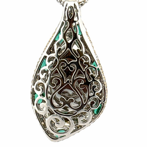 Collier Collier or , diamants , mabe de Tahiti et émeraudes 58 Facettes