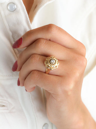 Bague 56 Bague ancienne fleur or jaune pierre blanche 58 Facettes 1CA0000012/1