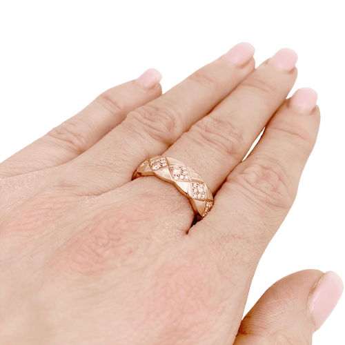 Bague 58 Bague Chanel, "Coco Crush", or beige, diamants. 58 Facettes 34244