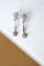 Boucles d'oreilles Longues boucles d'oreilles vintage pendantes, or blanc et diamants, années 60 58 Facettes