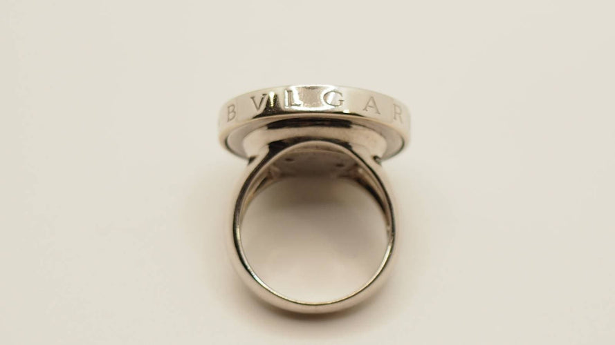 Bague 54 Bague en or blanc et onyx Yin Yang Bulgari 58 Facettes 30092