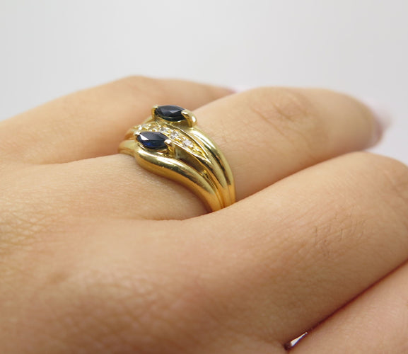 Bague 54 Bague ancienne  Or jaune , saphirs et diamants 58 Facettes