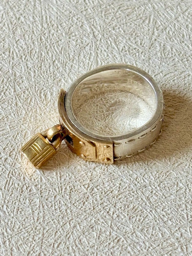 Bague 53 HERMÈS - Bague Kelly Cadenas Argent et Or Jaune 58 Facettes WC-2025-1723