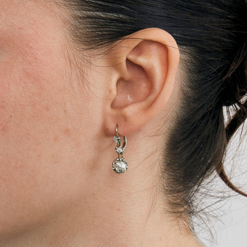 Boucles d'oreilles Bouucles d'oreilles dormeuses platine diamants 58 Facettes M8616