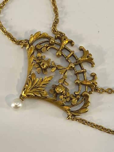 Collier Collier draperie en or 18 carats et perles, travail français vers 1880 58 Facettes AB37