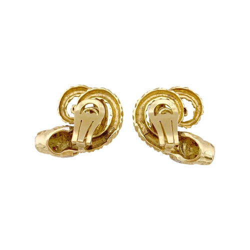 Boucles d'oreilles Boucles d'oreilles Zolotas, « Tête de Lion » deux ors, diamants et rubis. 58 Facettes 34909