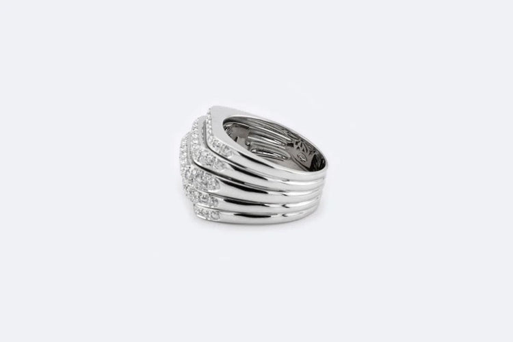 Bague 59 Bague en or blanc avec diamants 58 Facettes anl922