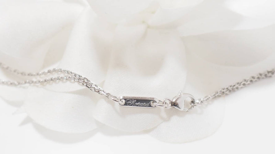 Collier Collier Chopard "happy Diamonds" en or blanc et diamants 58 Facettes 32004