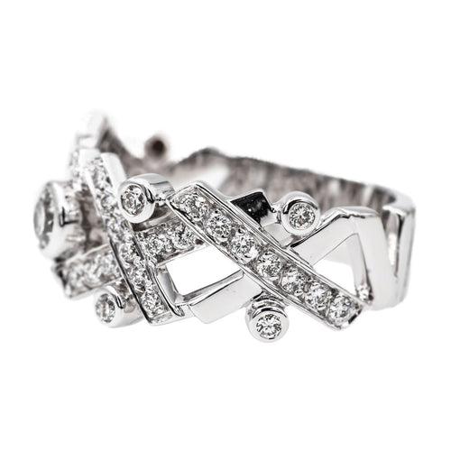 Bague 52 Chanel Bague Cristaux glacés Or blanc Diamant 58 Facettes 3051495CN