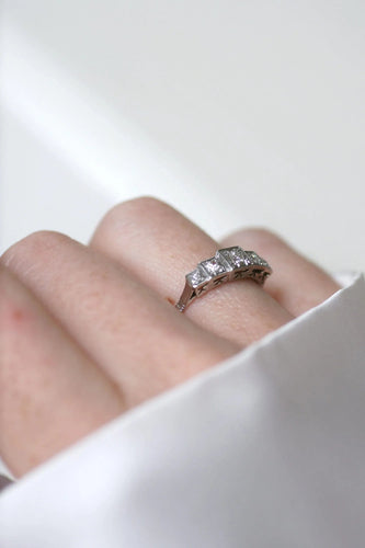 Bague 56 Bague Jarretière Art Déco Diamants 58 Facettes