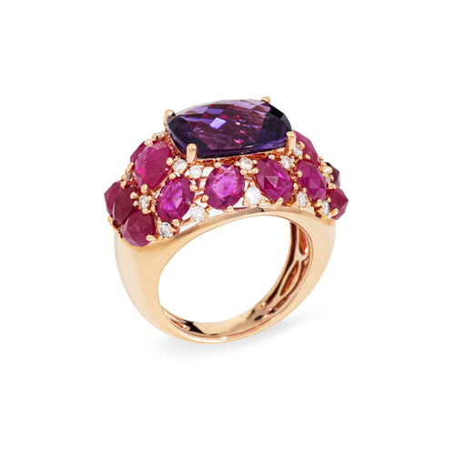 Bague Bague ancienne en or rose 18 carats sertie d'améthyste, de rubis et de diamants, ornée de pierres précieuses. 58 Facettes G13938