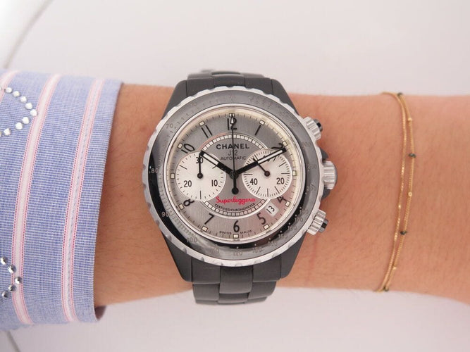 Montre montre CHANEL j12 superleggera 41 mm automatique chronographe 58 Facettes 262103