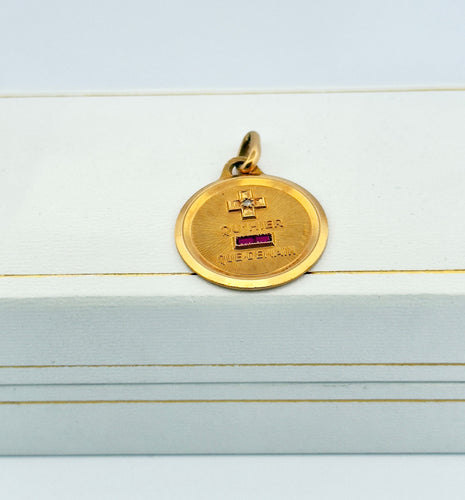 Pendentif Médaille d’amour en or 18 carats , Maison Augis 58 Facettes