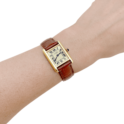 Montre Montre Cartier "Tank Must" argent plaqué or, cuir. 58 Facettes 34561