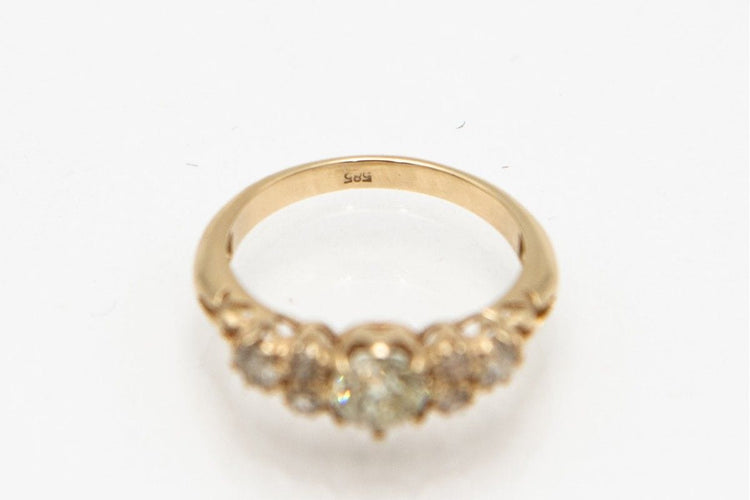Bague 54 Bague en or jaune avec diamant taille ancienne de 1,20 ct, début du XXe siècle 58 Facettes 9601