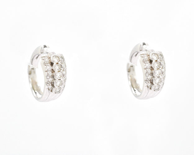 Boucles d'oreilles Boucles d'oreilles en or blanc et diamants 0,60 ct 58 Facettes